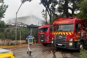 Grave: idoso morre durante incêndio em Apucarana