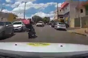 Polícia persegue e prende motociclista em Arapongas