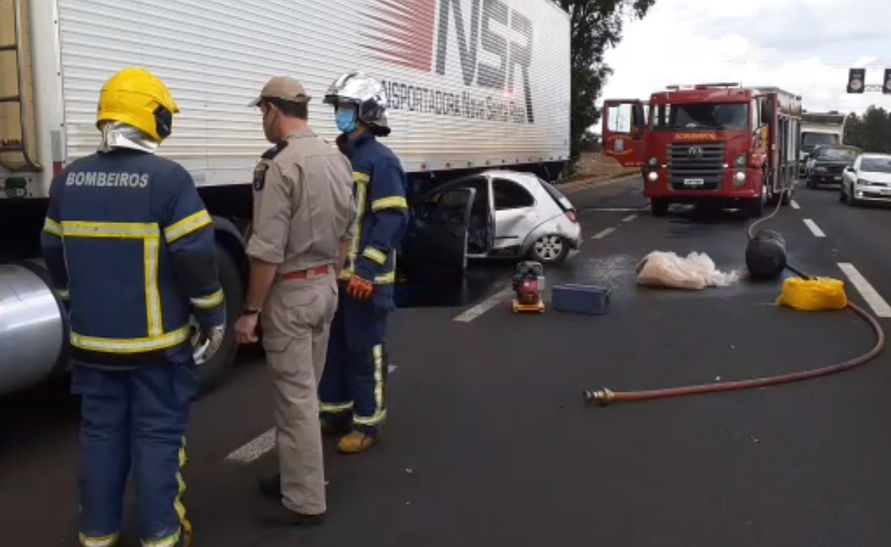 Acidente na PR 444 em Arapongas provoca uma morte