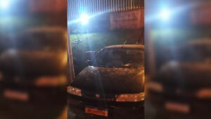 Homem é preso dentro de motel depois de furtar carro