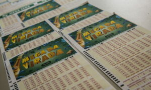 Mega da Virada: 2 apostas dividem prêmio de R$ 378 milhões