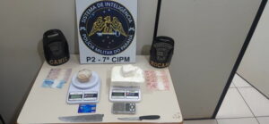 PM apreende quase 1 Kg de cocaína com casal em Arapongas