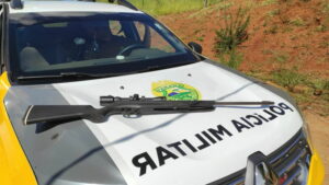 Adolescente ameaça vizinha com espingarda em Apucarana