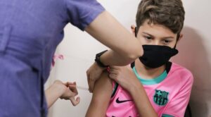 Arapongas abre vacinação para crianças com 11 anos e sem comorbidades