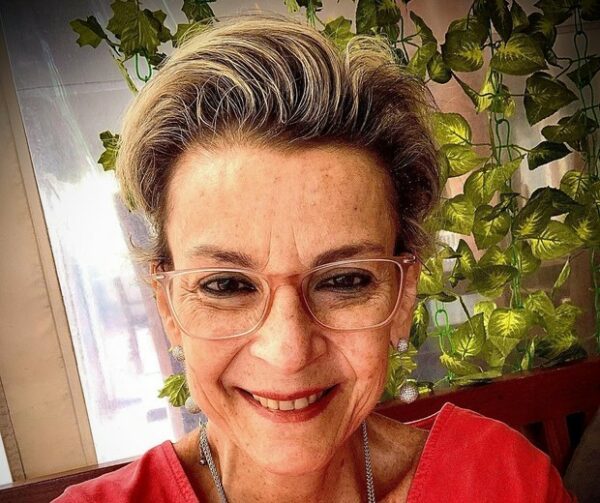 Morre a cantora gospel e pastora Ludmila Ferber