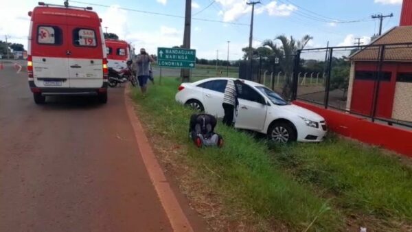Quatro pessoas ficam feridas em acidente na PR 444