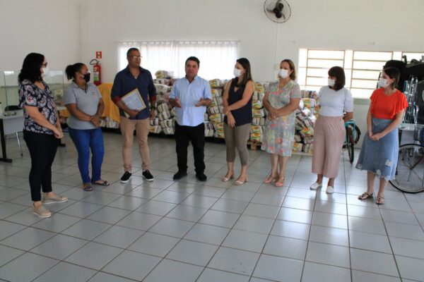 Arapongas – Equipe do CRAS Zona Sul recebe moção de aplausos pelos serviços prestados
