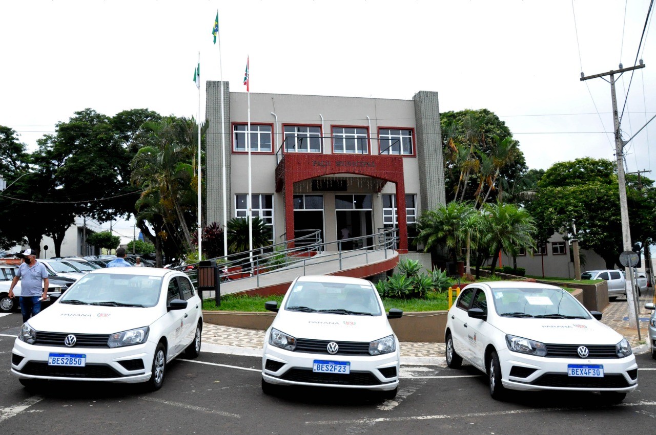 Jandaia: Departamento de Saúde recebeu três veículos do governo do estado