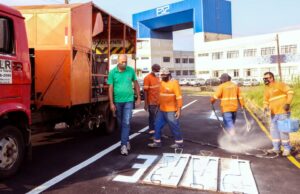Sinalização de trânsito atende 18 setores da cidade de Apucarana