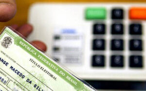 Eleições 2022: prazo para regularizar título de eleitor encerra nesta quarta-feira