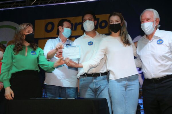 Deputada federal Luísa Canziani se filia ao PSD