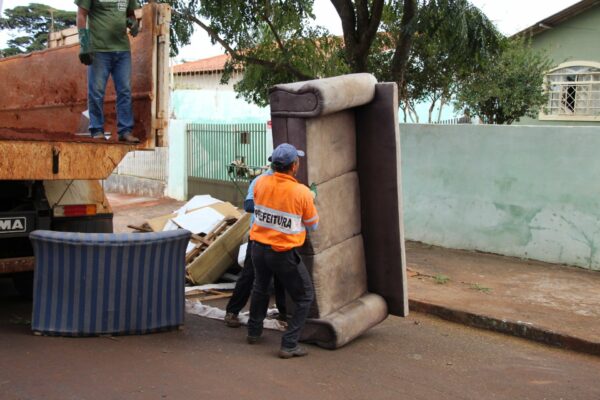 Bota-fora nesta quinta e sexta vai ajudar a limpar quintais no Flamingos e região