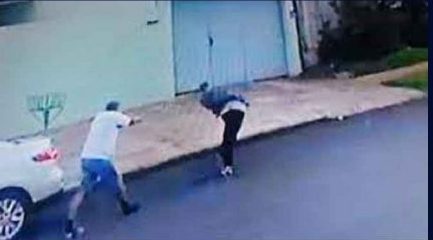 Câmera flagra morte de jovem de 21 anos após discussão no trânsito em Cascavel