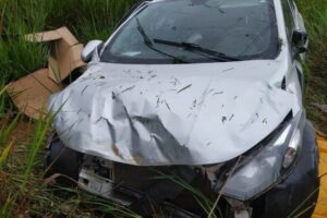 Idoso morre após bater carro em duas árvores na PR 170