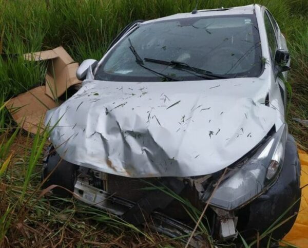 Idoso morre após bater carro em duas árvores na PR 170