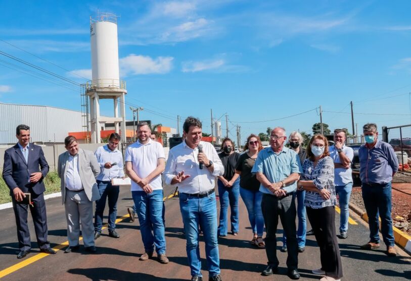 Imagem ilustrativa da notícia Estrada velha do Pirapó recebe pavimento asfáltico