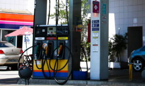 Sindicato denuncia reajuste ‘abusivo’ da gasolina e do diesel no PR