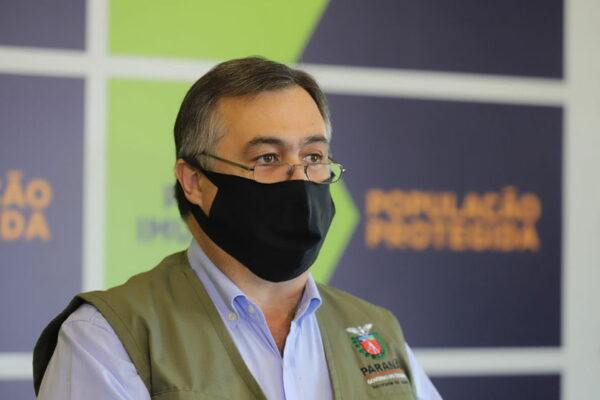 Uso das máscaras deve ser mantido no PR, afirma Beto Preto
