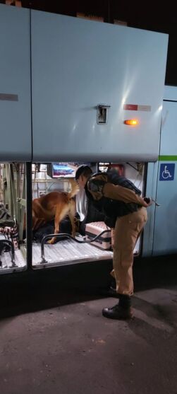 Imagem ilustrativa da notícia PM realiza abordagens de ônibus interestaduais em Jandaia do Sul