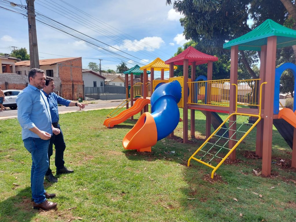 PARQUE INFANTIL (3)