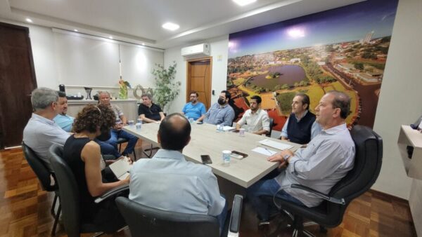 Prefeitos anunciam projeto para construção de ponte no Rio Ivaí