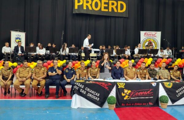 PROERD: Apucarana renova convênio de programa