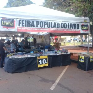 Arapongas tem Feira do Livro na Praça Mauá