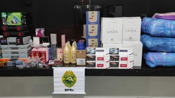 Homem de 60 anos é detido com contrabando na PRC 272