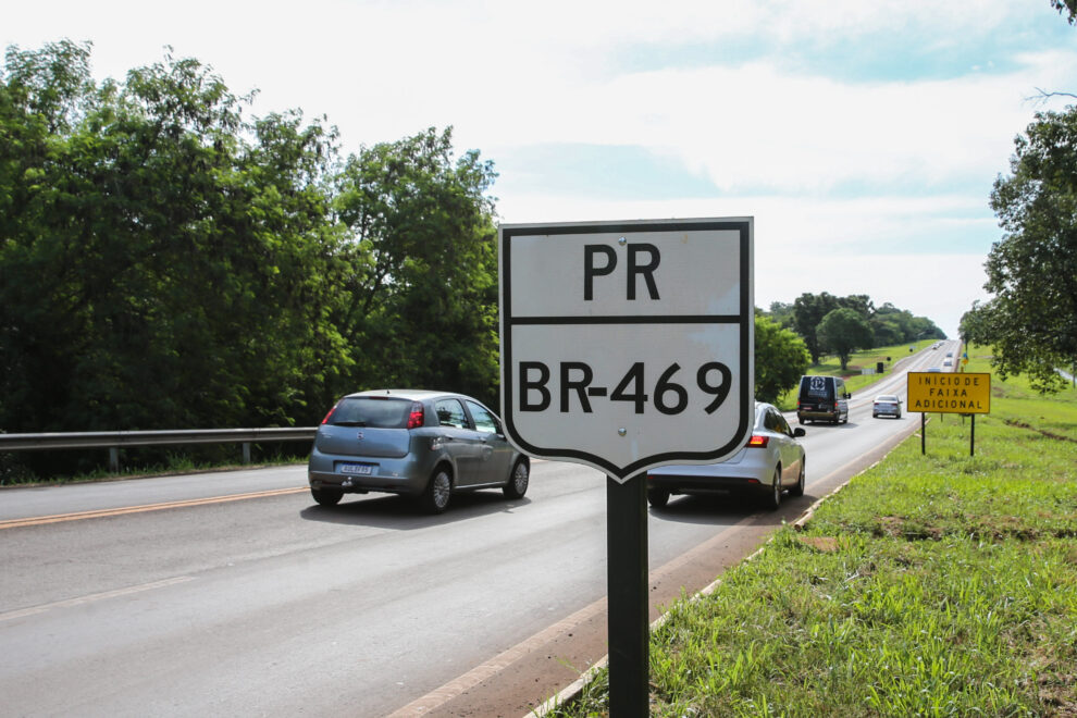 Licitação para duplicar Rodovia das Cataratas tem propostas entre R$ 129 mi a R$ 178 mi   Sessão de abertura de envelopes com propostas de preços da duplicação da Rodovia das Cataratas (BR 469) em Foz do Iguaçu