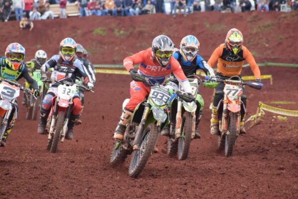 Segunda Etapa Copa Paraná de Motocross realizada em Jandaia do Sul recebe público de toda a região