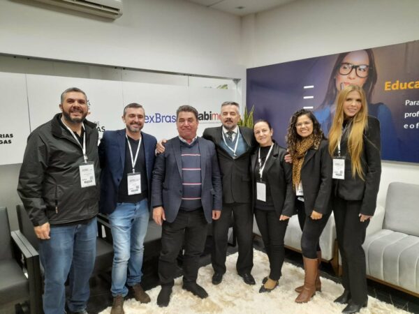 Movelpar Show: modelo expositivo valorizou produtos da indústria e ampliou visibilidade para o lojista