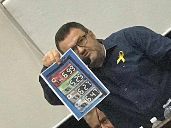 Projeto de lei de autoria do Vereador Major Arduin disciplina a publicidade de preços nos postos de combustíveis