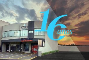 Athos comemora seu aniversário de 16 Anos