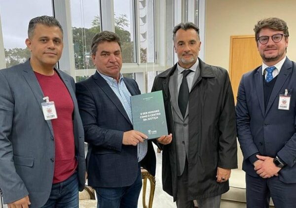 Arapongas pleiteia no TJ vara ou posto avançado para execuções fiscais municipais