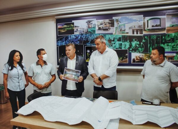 Cambira – Deputado Delegado Jacovós visita prefeito Toledo