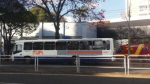 Ataque a facadas dentro de ônibus deixa três pessoas mortas em Piracicaba – SP