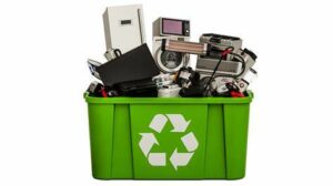 20ª edição coleta de lixo eletrônico recolhe 4.500 kg de materiais inservíveis e peças para campanha de Inverno em Arapongas