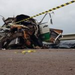 Colisão envolvendo cinco carros deixa dois mortos e sete feridos