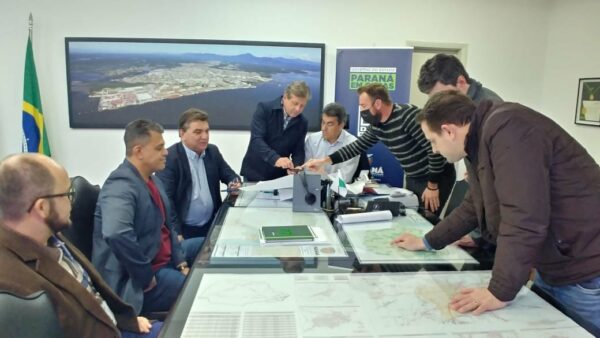 SEIL informa prefeito que está cobrando Viapar pela retomada das obras do contorno viário de Arapongas