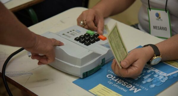 Mesário voluntário: Fórum Eleitoral de Arapongas divulga inscrições para atuar nas eleições 2022