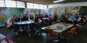 Escolas de Arapongas usam Biblioteca Municipal para fortalecimento de projetos pedagógicos