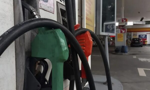 Em uma semana, preço médio da gasolina no Paraná cai oito centavos e chega a R$ 5,78, diz ANP