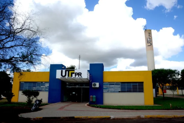 UTFPR de Apucarana suspende aulas presenciais após casos de covid 19