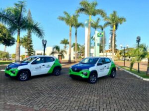 Prefeitura de Borrazópolis recebe nesse dia 22/06 dois veículos zero para atender a saúde do município