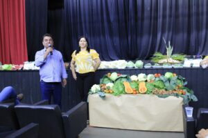 Dia do Agricultor é celebrado com evento no Teatro Vianinha em Arapongas