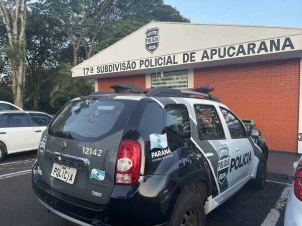 Estranho tenta retirar criança de escola; polícia investiga o caso