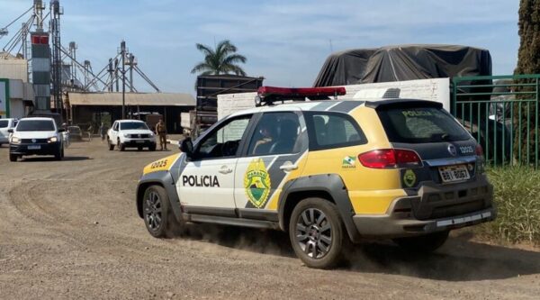 Polícia investiga origem de carga encontrada em empresa de Cambira