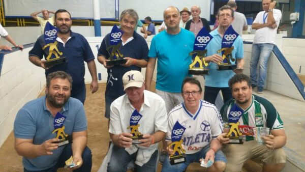 Duplas apucaranenses disputam a 3ª etapa do Torneio Bocha Paraná