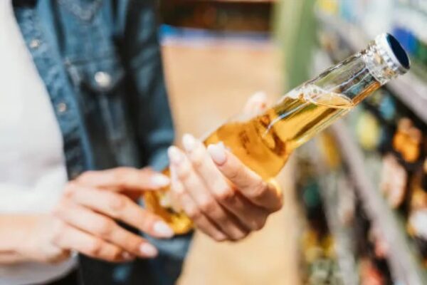 Impedido de comprar cerveja, consumidor chama PM em Apucarana