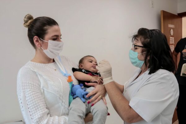  Apucarana vacina contra polio em CMEIs neste sábado